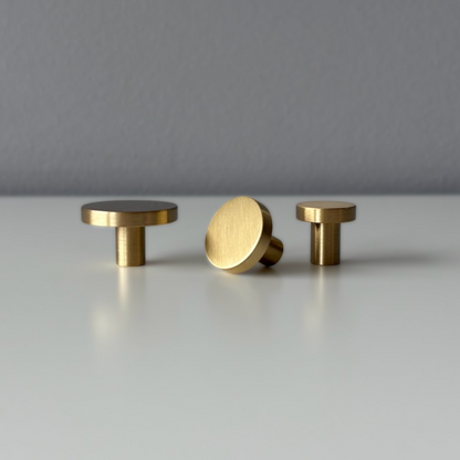 LUNA furniture knob