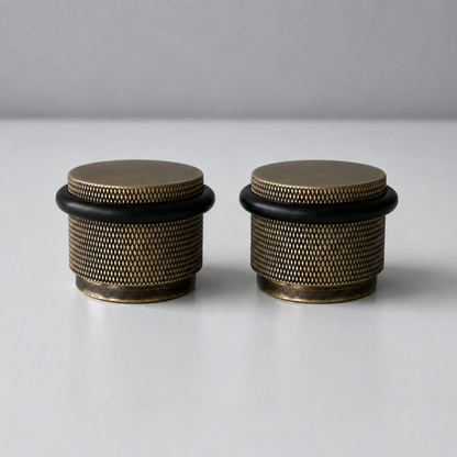 NOX Round – Türstopper aus Massivmessing
