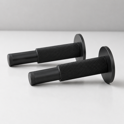 Nox Pillar – Türstopper aus Massivmessing