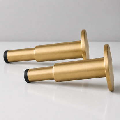 Nox Pillar – Türstopper aus Massivmessing